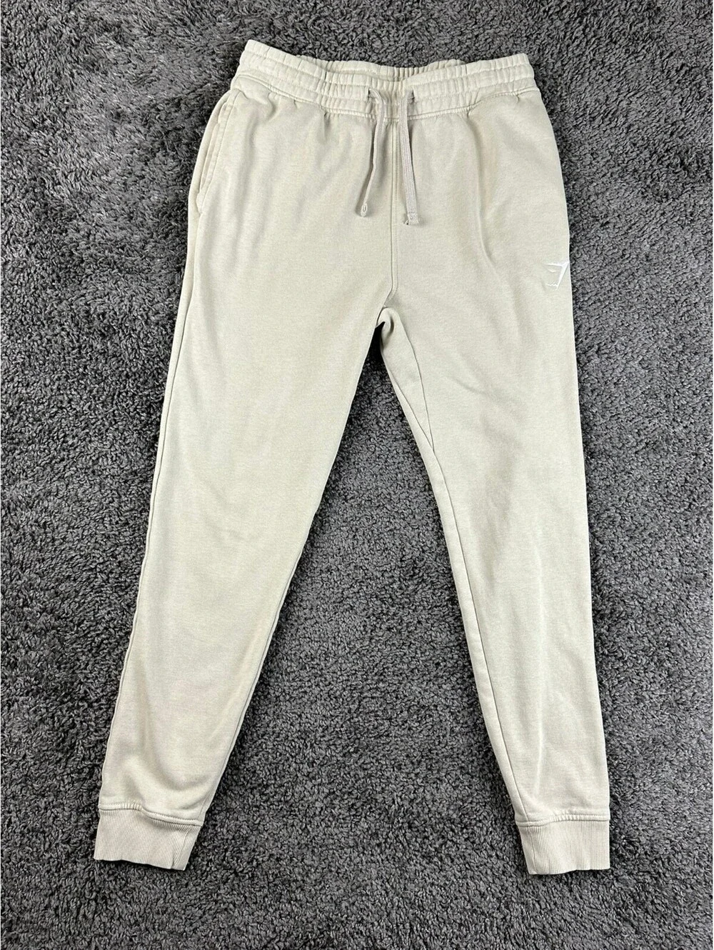 Gymshark Crest Joggers Mens Small Beige Tan Slim Fit Fleece Sweatpants Pants S